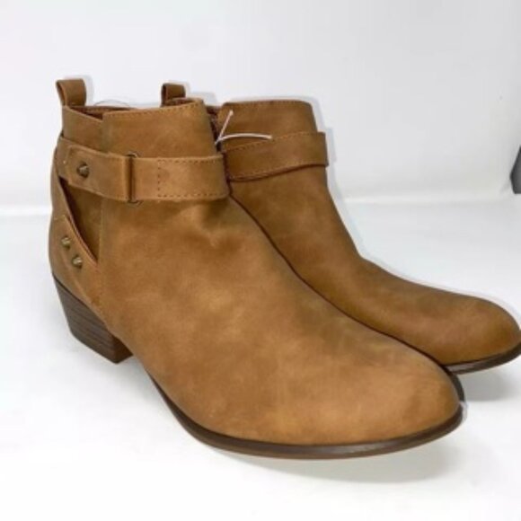 UNIONBAY Tilly Women's Ankle Bootie Tan Studded Size 8.5 - Picture 3 of 5